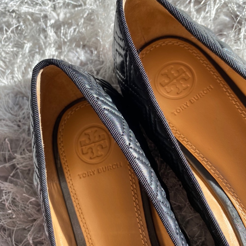 Sold!! Tory Burch Marion quilted flats - Picture 4 of 4